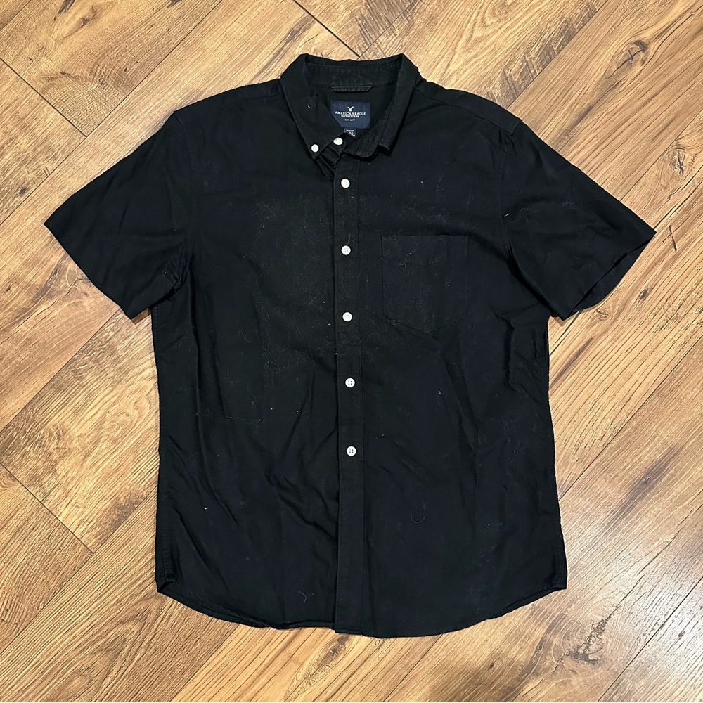 AMERICAN EAGLE Short Sleeve Button Up
